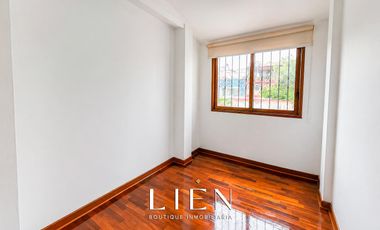 Alquiler de casa amplia en zona residencial de Surco