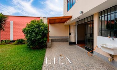 Alquiler de casa amplia en zona residencial de Surco