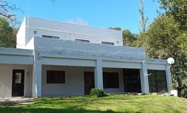 VENTA Casa y Complejo de cabañas. El Volcán
