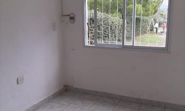 Venta. Casa 2 dormitorios. San Luis, Las Chacras, Juana Koslay, sobre Ruta 18