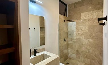 Town house en renta con piscina y amenidades