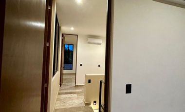 Town house en renta con piscina y amenidades