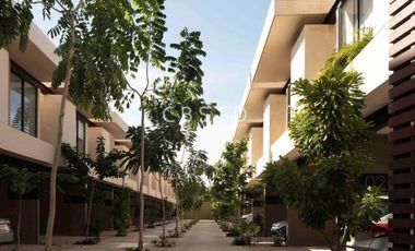 Town house en renta con piscina y amenidades