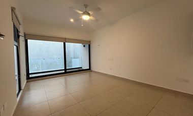 Town house en renta en zona Norte Gertrudis Copo