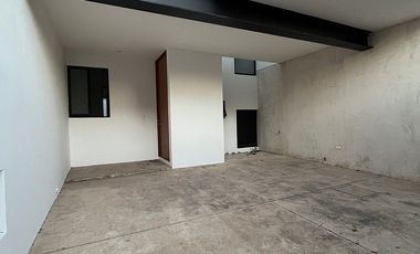 Town house en renta en zona Norte Gertrudis Copo