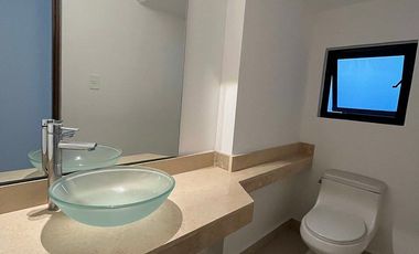 Town house en renta en zona Norte Gertrudis Copo