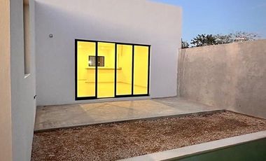 CASA EN VENTA, DE UNA SOLA PLANTA, EN CONKAL, MERIDA YUCATAN.