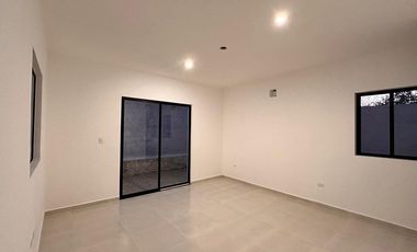 CASA EN VENTA, DE UNA SOLA PLANTA, EN CONKAL, MERIDA YUCATAN.