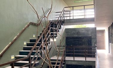 Departamento amueblado, con piscina en área social en Sodzil Norte