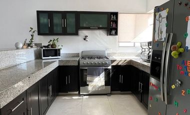 Casa en venta en privada en Conkal