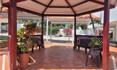 Apartamento amoblado en barrio Villa Santos