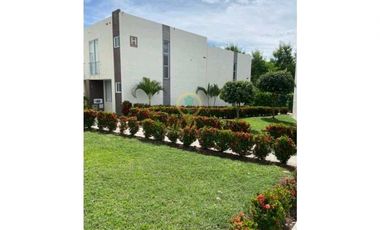 ARRIENDO CASA AMOBLADA EN CONJUNTO CON PISCINA RICAURTE.