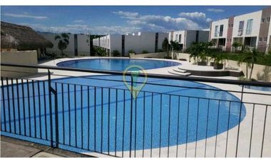 ARRIENDO CASA AMOBLADA EN CONJUNTO CON PISCINA RICAURTE.