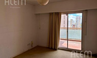Oportunidad - Departamento de 4 ambientes con cochera en Lomas de Zamora Oeste