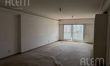 Oportunidad - Departamento de 4 ambientes con cochera en Lomas de Zamora Oeste