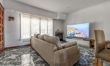 Casa en venta 4 ambientes Colinas de Peralta Ramos con Pileta