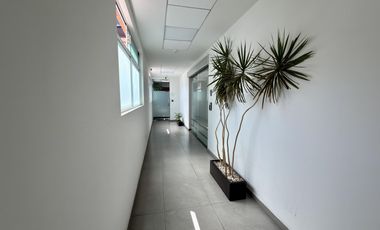 Edificio Comercial en Venta en Satélite | Inversión con Flujo Activo