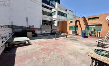 Edificio Comercial en Venta en Satélite | Inversión con Flujo Activo