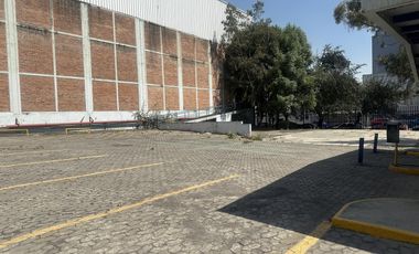 Edificio corporativo independiente de 1,778 m² con infraestructura operativa – Naucalpan