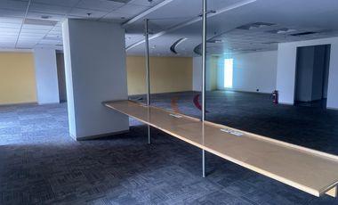 Edificio corporativo independiente de 1,778 m² con infraestructura operativa – Naucalpan