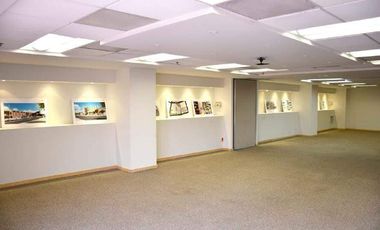 Edificio corporativo independiente de 1,778 m² con infraestructura operativa – Naucalpan
