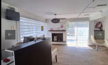 Espectacular casa comercial