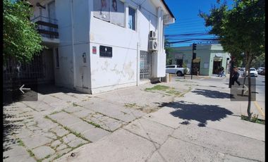 Espectacular casa comercial