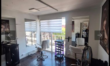 Espectacular casa comercial