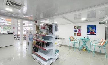 VENTA DE PLAZA COMERCIAL - SANTA ELENA PARQUE LEFEVRE - RR