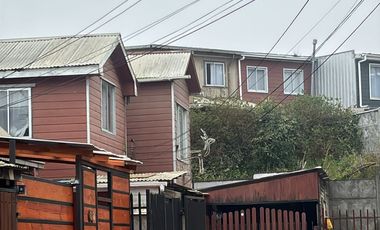CYF PROPIEDADES VENDE CASA EN LOTA ALTO