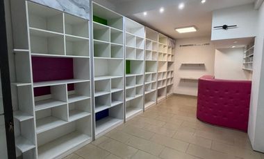 Alquiler de local comercial en Av. Boulogne Sur Mer Tapiales
