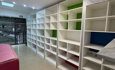 Alquiler de local comercial en Av. Boulogne Sur Mer Tapiales