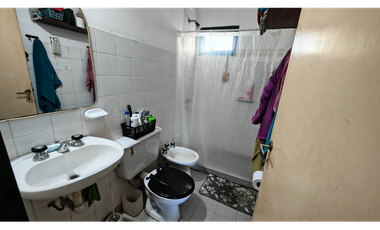 CASA 5 AMBIENTES - GARAGE - PATIO - JOSÉ CONTIN 637 - MADRYN