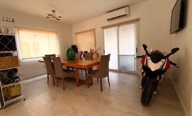 Casa en venta en El Pato Country Club