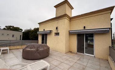 Casa en venta en El Pato Country Club