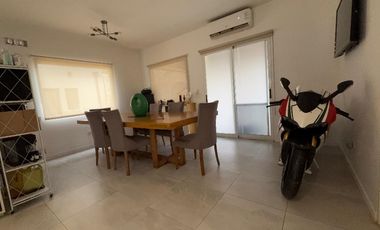 Casa en venta en El Pato Country Club