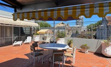 Casa en alquiler en Beccar