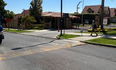 ARRIENDO LOCALES  NUEVOS EN STRIP CENTERS