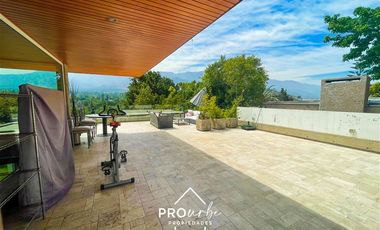 Casa en Venta en Camino El Observatorio, Cerro Calán