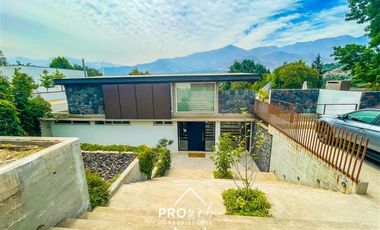 Casa en Venta en Camino El Observatorio, Cerro Calán