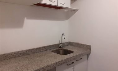 Oficina en Arriendo en EXCELENTE UBICACION, sector comercial, Mall Costanera Center a pasos del metro 
