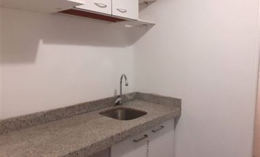 Oficina en Arriendo en EXCELENTE UBICACION, sector comercial, Mall Costanera Center a pasos del metro 
