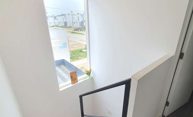 CASA 4D Y 2B 110/220 CONDOMINIO