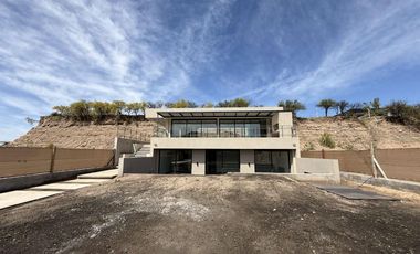 VENTA Casa 3 dormitorios. Almasierra. JK