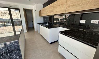VENTA Casa 3 dormitorios. Almasierra. JK