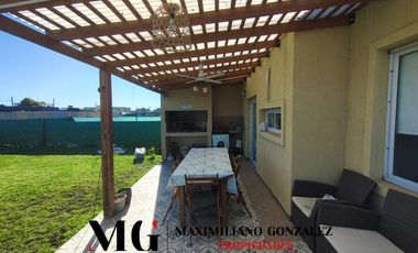 Casa venta - Laguna Azul