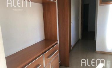 Departamento de 3 dormitorios en venta en Lomas de Zamora