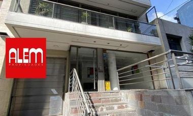 Departamento de 3 dormitorios en venta en Lomas de Zamora