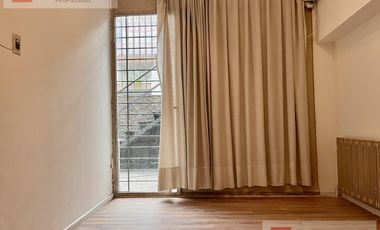 Oficina en Ciudad de Mendoza. Local chico - Oficina con 6 privados.