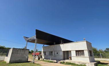 Depósito en Campana